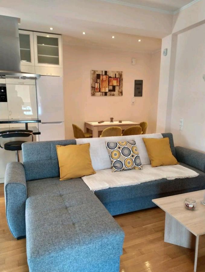 Stylish -Modern Apartment Heart Of Marousi Афины Экстерьер фото